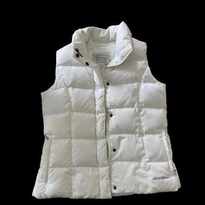 Eddie Bauer Women’s Goose Down Vest, white-Ivory color, Puffer Quilted.